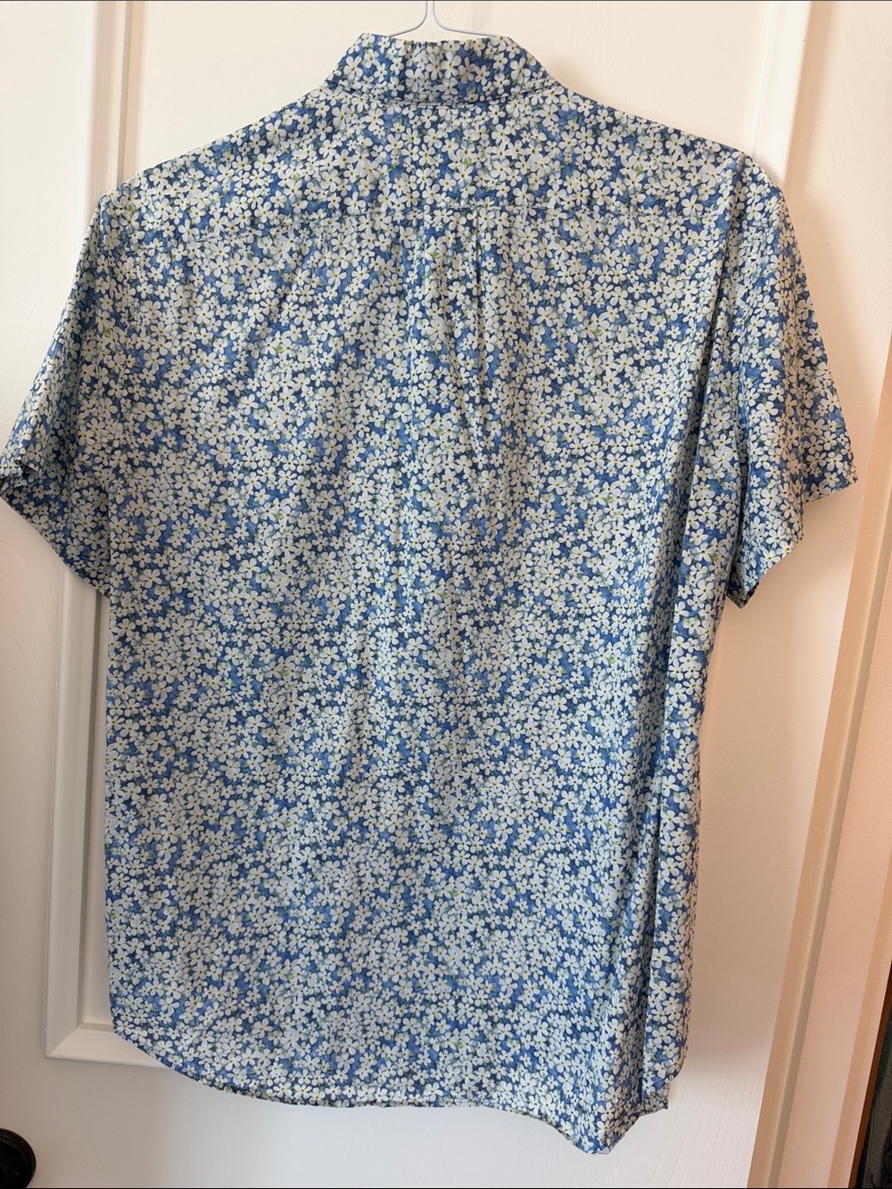 J. Crew Blue and White Floral Short-Sleeve Button-Down Shirt - Picture 5 of 6